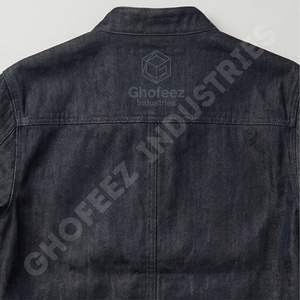 แจ็คเก็ตเดนิมผู้ชายแบบไม่มีฮู้ด คอตั้ง แต่งกระดุมโลโก้ด้านหน้า พร้อมลายพิมพ์ ดีไซน์พิเศษ - ปรับแต่งขนาดและโลโก้ได้ - Product Image 5