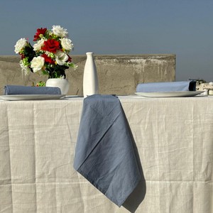 Serviettes carrées en coton bleu poussière foncé, faites à la main, réutilisables, écologiques, imprimées au bloc, avec logo personnalisé pour événements de mariage - Vente en gros - Product Image 4