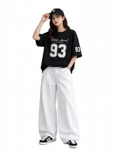 เสื้อยืดเจอร์ซีย์ผ้าฝ้าย 100% ทรงหลวมสำหรับผู้ชายและผู้หญิง เป็นมิตรกับสิ่งแวดล้อม โลโก้ด้านหน้า น้ำหนัก 300 กรัม ดีไซน์เรียบง่าย - Product Image 2