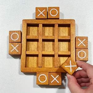 Jeu de Tic-Tac-Toe en Bois Naturel : Enrichissez vos Collections de Jeux Traditionnels avec un Éclat Écologique - Product Image 4