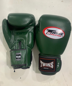 Gants d'entraînement et de sparring professionnels pour adultes, en cuir respirant vert foncé de haute qualité, avec fermeture Velcro, design personnalisé - Product Image 1