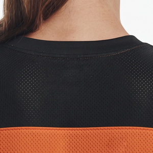 Camiseta de Lacrosse Personalizada por Sublimación para Mujer, Camiseta de Lacrosse Femenina Premium con Cuello en V y Manga Corta - Product Image 5