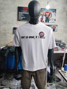 T-shirts avec impression graphique personnalisée, nouvelle collection, t-shirt de sport à prix bas, fabriqué au Pakistan directement par l'usine Long Mission. - Product Image 2