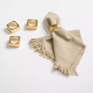 Anneau de serviette en métal artisanal de luxe, idéal pour une mise en scène artistique de table et une décoration de table haut de gamme - Product Image 4