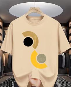 เสื้อยืดพิมพ์ลายสกรีนผ้าไหมเนื้อนุ่มพิเศษสำหรับผู้ชาย สวมใส่สบาย เหมาะสำหรับฤดูร้อน เป็นมิตรกับสิ่งแวดล้อม ตกแต่งด้วยผ้าเดนิม ผ้าบาติก และผ้าคอร์ดูรอย - Product Image 4