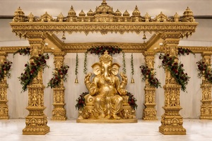 Scène de mariage luxueuse de style mandapam sri-lankais, design mandapam sri-lankais, style temple de luxe, mantap de mariage doré, USA - Product Image 2