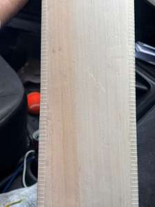 Bate de Críquet Personalizado de Madera de Sauce Inglés Puro, Equipo Profesional Ligero, Servicio OEM, Artículos Deportivos - Product Image 2