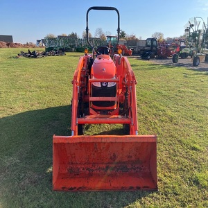 Potente tractor Kubota L3218 diseñado para trabajo agrícola pesado, motor fuerte, rendimiento confiable para uso agrícola diario. - Product Image 5