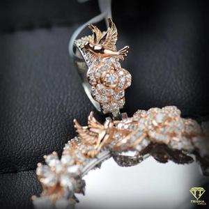 Luxury <b>Floral</b> Circle Pendant With VVS Moissanite Diamond and 925 Sterling Silver Jewelry - Product Image 6