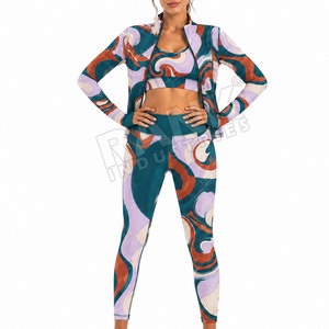 Conjuntos de Yoga Transpirables de 3 Piezas de Secado Rápido de Marca Privada, Conjuntos de Yoga Transpirables de 3 Piezas de Última Tendencia con MOQ Bajo y Gran Venta - Product Image 5