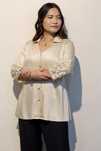 เสื้อเชิ้ตผู้หญิง ERICA White Giza Cotton พรีเมียม สวยหรู ซื้อโดยตรงจากซัพพลายเออร์ - Product Image 4