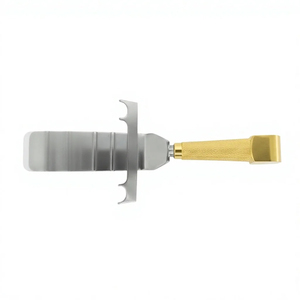 เครื่องมือผ่าตัดแบบมืออาชีพ Saldanha Retractor สำหรับศัลยกรรมตกแต่งและศัลยกรรมหน้าท้อง ทนทาน 4 ง่าม - Product Image 1
