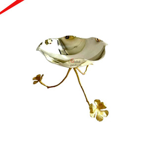 Nouveau plateau de service moderne en aluminium de luxe de haute qualité, design unique, pour dattes, chocolat et fêtes - Product Image 3