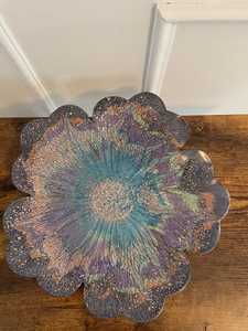 Tazón redondo con forma de flor hecho de epoxi con resina DAHLIA en relieve - Product Image 6