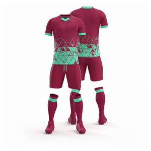 Uniforme de Fútbol Personalizado para Equipos |   Tallas para Hombres, Mujeres y Jóvenes |   Ropa Deportiva Ligera de Secado Rápido al por Mayor - Product Image 1