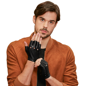 Gants de conduite en cuir sans doigts avec design perforé respirant et détails cloutés, unisexe, toutes saisons - Product Image 2