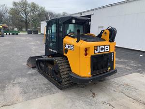 รถตักล้อยางขนาดเล็ก JCB 3TS-8T ปี 2023 เครื่องยนต์เบนซิน Kubota ขับเคลื่อนด้วยสายพานตีนตะขาบ พร้อมมอเตอร์ประสิทธิภาพสูง เกียร์บ็อกซ์ และปั๊ม PLC - Product Image 4
