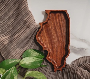 Bandeja de Madera Pulida con Forma de Estado, Plato para Joyas, Contenedor para Dulces y Bocadillos, Ecológico, Regalo de Orgullo Estatal - Product Image 2