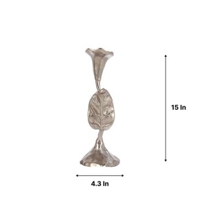 Porte-bougie Jules Leaf, finition argentée moyenne, support décoratif en métal pour bougie, design botanique élégant, centre de table - Product Image 6