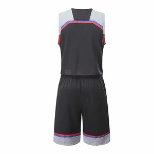 Ensemble d'uniformes de basketball unisexe grande taille pour l'été – Respirant, écologique, antibactérien, maillot sans manches et short sublimés personnalisables - Product Image 4