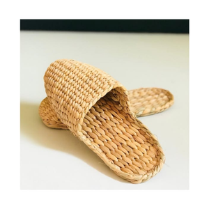 Premium Eco Friendly Water Hyacinth <b>Slippers</b> Handmade Woven House Sandals For Hotels Resorts And Gift Collections - Product Image 2