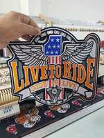 Écusson thermocollant personnalisé brodé « Live To Ride » en tissu tissé irrégulier, badge décoratif pour vêtements