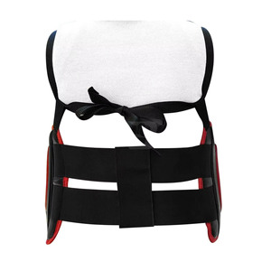 Protection de poitrine en cuir respirant de haute qualité pour le kickboxing, la boxe, le MMA et les arts martiaux - Product Image 4