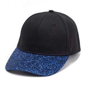 Casquette de baseball décontractée pour l'extérieur, dotée d'un bord souple pré-courbé et d'une sangle réglable pour un usage quotidien confortable - Product Image 3