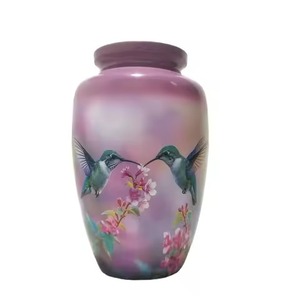 Urna de cremación al por mayor para proveedores, urna de cremación rosa lila con diseño de flor y dos colibríes para uso en funerarias. - Product Image 1