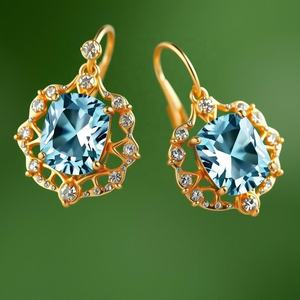 Bijoux exclusifs en topaze bleue Boucles d'oreilles en forme de coussin en argent sterling 925 plaqué or - Product Image 3