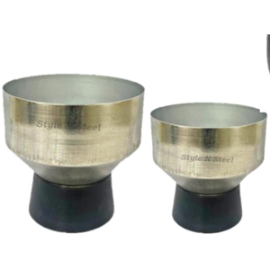 Jardinière en fer S/2, revêtement poudré, durable, multi-usages, pour intérieur/extérieur, avec drainage - Product Image 2