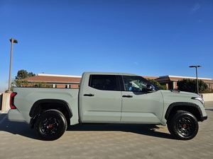 Toyota Tundra Híbrida 2022 Usada en Buen Estado - Product Image 3