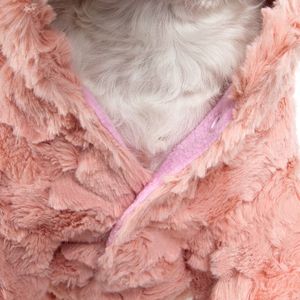 Cappotto di Lusso per Animali Domestici in Visone Rosa, Abbigliamento Premium per Animali - Product Image 4