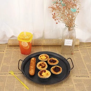 Plateau de petit-déjeuner galvanisé noir et durable, conçu pour une utilisation longue durée en cuisine, fabriqué avec soin par KRAFT WORLD - Product Image 3