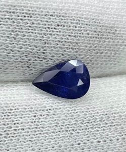 ไพลินสีน้ำเงินเข้มธรรมชาติทรงลูกแพร์ ไพลินจากเหมืองเชลอน ไพลินเม็ดเดี่ยวผ่านการอบความร้อน - Product Image 2