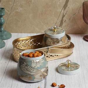 Élégants pots de rangement en métal en forme de fleur de lotus - Bols à noix finis en émail rose et bleu - Boîtes à fruits martelées artisanales pour noix - Product Image 4