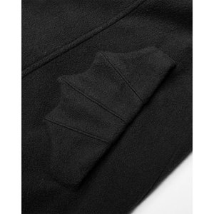 Abrigo largo gótico con capucha para mujer, chaqueta de invierno negra con piel sintética y alas de murciélago, venta al por mayor OEM ODM - Product Image 4