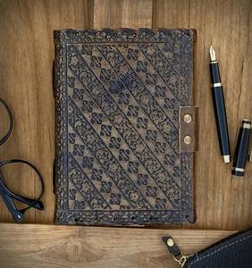Carnet en cuir vintage fait main, style mini, de qualité supérieure, véritable, écologique, compatible avec les crayons, taille personnalisable, cadeau intemporel - Product Image 4