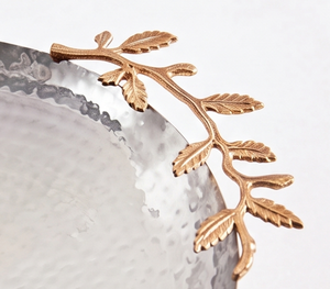 Bol de service en métal fait main avec accent en feuille d'or, finition argentée polie, style glamour pour les fêtes, la maison, le bureau, ou comme accent de table. - Product Image 3