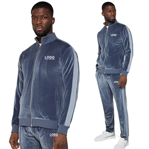 Ensemble de survêtement de créateur 2 pièces pour homme : veste de jogging et pantalon de survêtement assortis - Product Image 1
