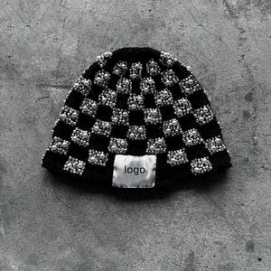 Gorro de Punto con Perlas de Cristal Hechas a Mano Estilo Hip Hop, Logotipo Personalizado, Parche con Logotipo, Gorro de Punto con Pedrería - Product Image 1