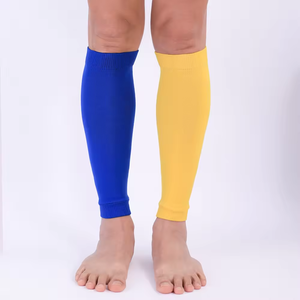 ปลอกรัดน่องแบบพรีเมียมพร้อมโลโก้สั่งทำพิเศษสำหรับฟุตบอล ปลอกรัดน่องแบบมีแรงกดกระชับ วางจำหน่ายโดย AMAZING INDUSTRIES - Product Image 5