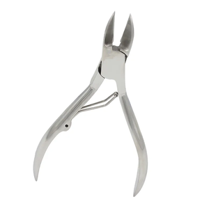 Juego de manicura profesional de acero inoxidable con corte curvo y apertura de mandíbula ancha para cortaúñas, empujador de cutículas y cortaúñas para uñas encarnadas. - Product Image 3