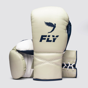 Nuevos Guantes de Boxeo Personalizados de Marca Propia, 100% Cuero Vacuno Genuino, Guantes de Boxeo Profesionales con Cordones y Agarre Ergonómico - Product Image 1