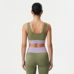 Conjunto Deportivo para Mujer en Verde Oliva y Lavanda, Bra Deportivo y Leggings de Cintura Alta para Yoga, Gimnasio, Fitness y Entrenamiento - Product Image 4