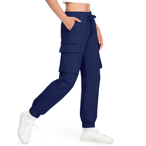 Pantalons d'uniforme scolaire bleu marine personnalisables avec logo, taille élastique, en coton tricoté, style jogging cargo pour enfants - Product Image 1