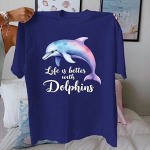 Camiseta informal para mujer 100% algodón puro ajuste cómodo con estampado de delfín estilo 'Life Is Better with Dolphins' - Product Image 3