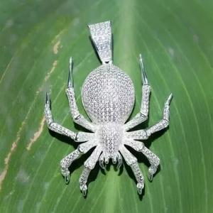 Pendentif araignée de luxe avec pierres en moissanite, breloques en argent 925 sur le thème des insectes, pour un usage quotidien, bijoux hip-hop, pendentif glacé - Product Image 6