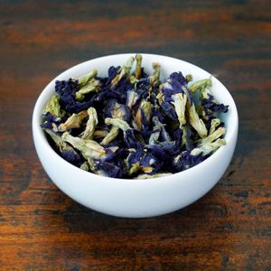 Pétalos de flor de mariposa secos de color azul para infusión de té, decoración de cócteles, uso en repostería y coloreado. CALIDAD GARANTIZADA. - Product Image 2