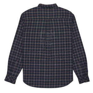 Chemise en flanelle à carreaux classique avec tissu chaud et coupe confortable pour homme, idéale pour les aventures en plein air et les tenues décontractées. - Product Image 2